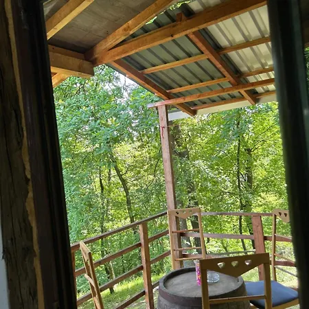 Forest House Ninokristali Appartement Visoko